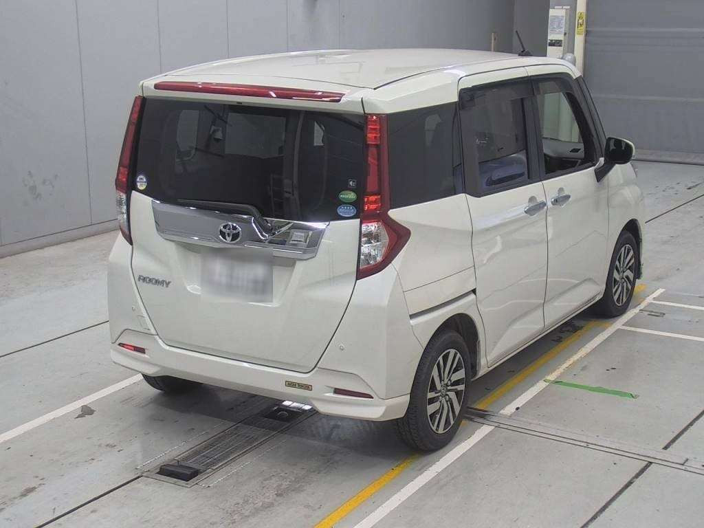 2017 Toyota Roomy M900A[1]