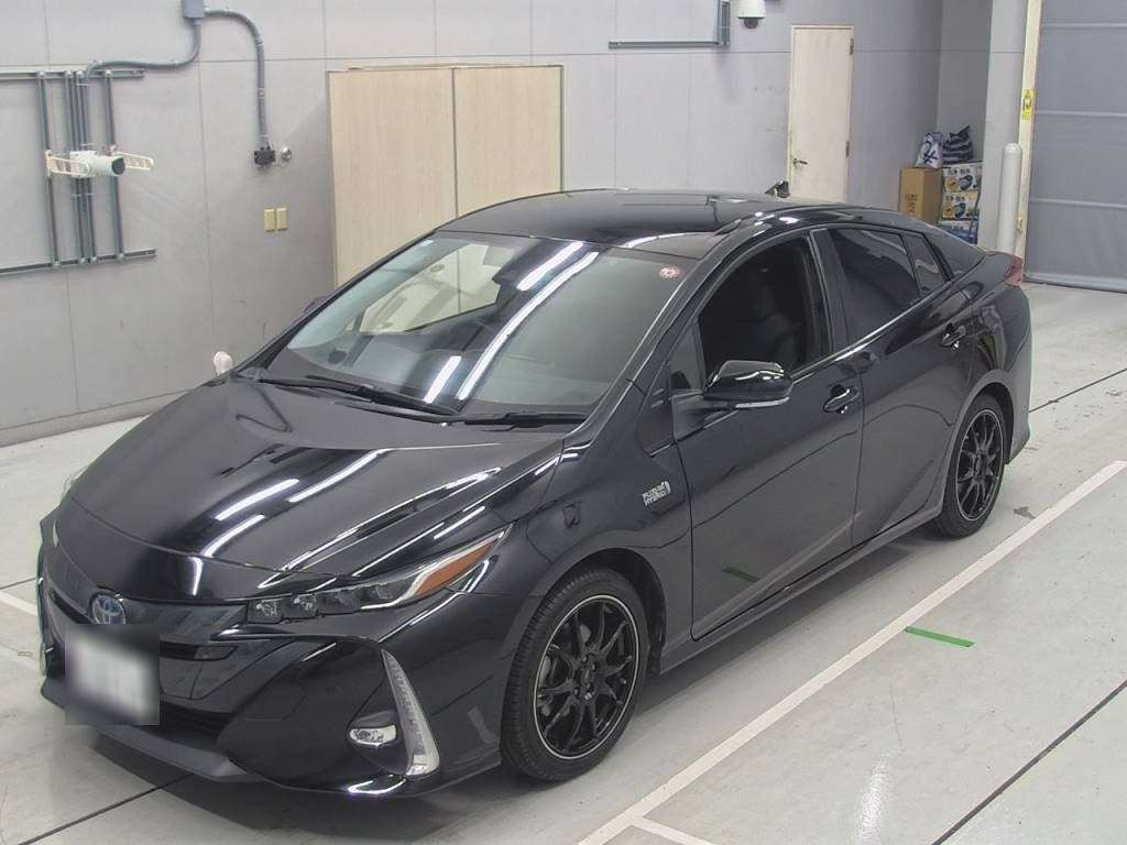 2020 Toyota Prius PHV ZVW52[0]