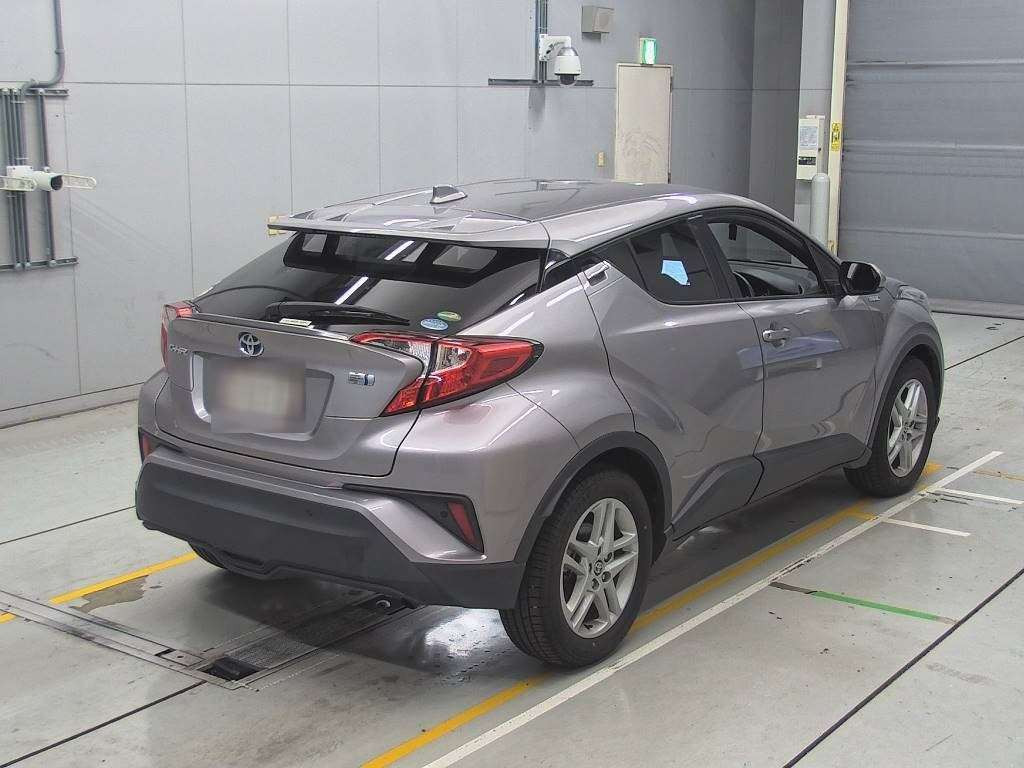 2020 Toyota C-HR ZYX11[1]