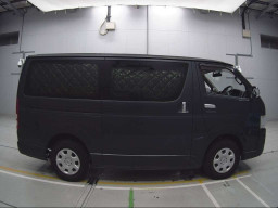 2007 Toyota Regiusace Van