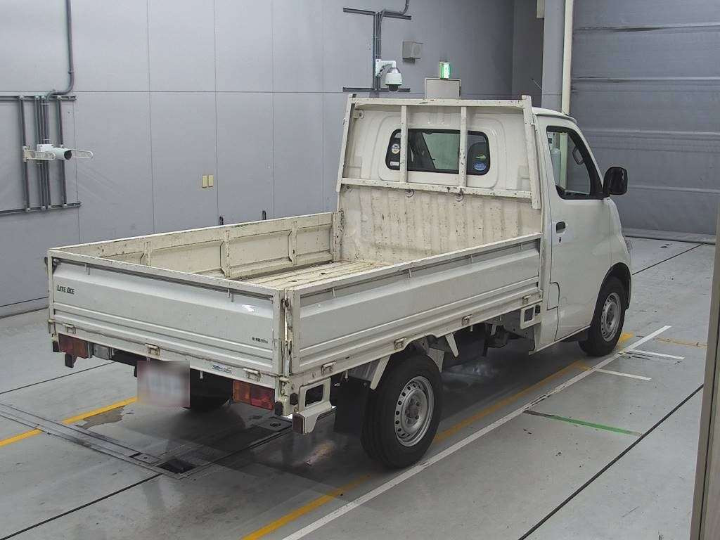 2018 Toyota Liteace Truck S402U[1]