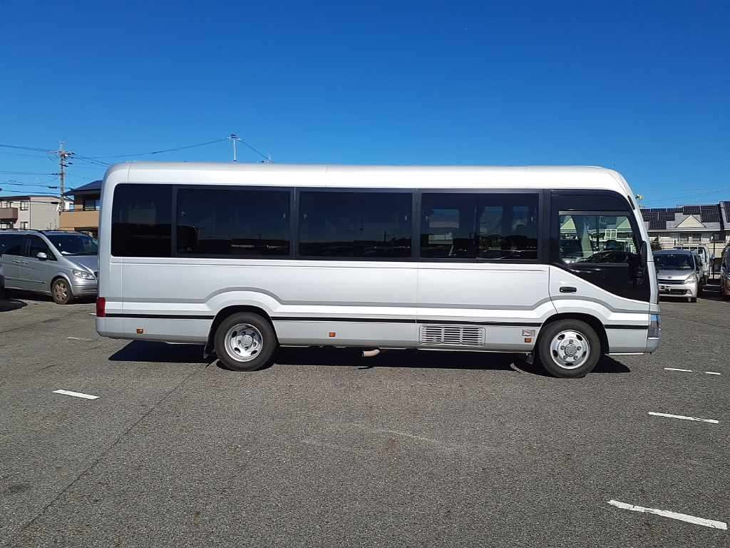 2017 Toyota Coaster XZB70[2]