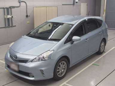 2013 Toyota Prius alpha