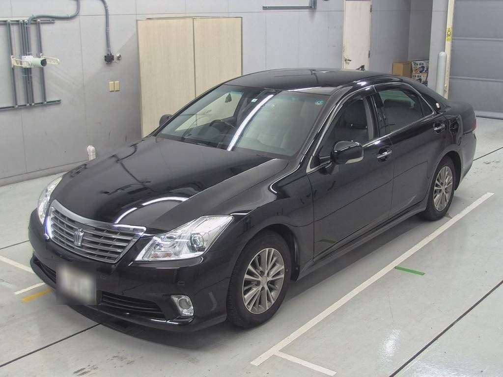 2011 Toyota Crown GRS200[0]