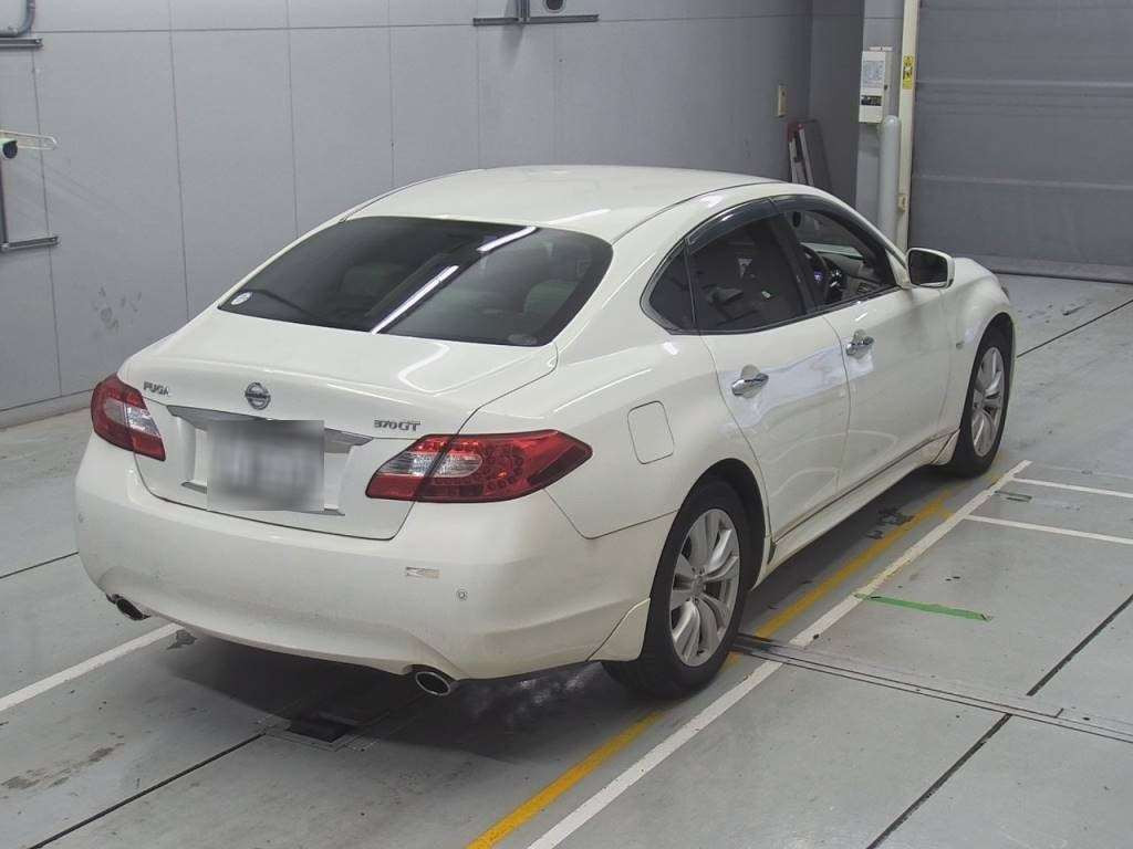 2010 Nissan Fuga KY51[1]