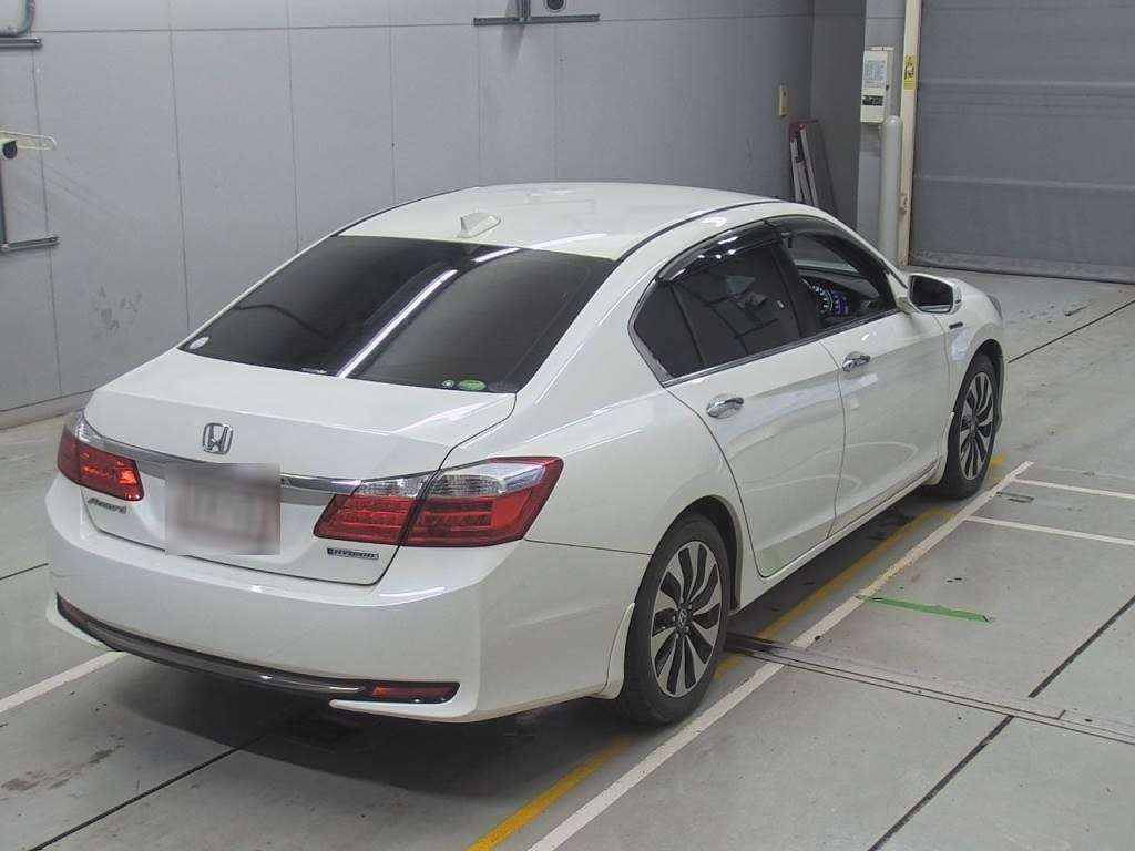 2013 Honda Accord Hybrid CR6[1]