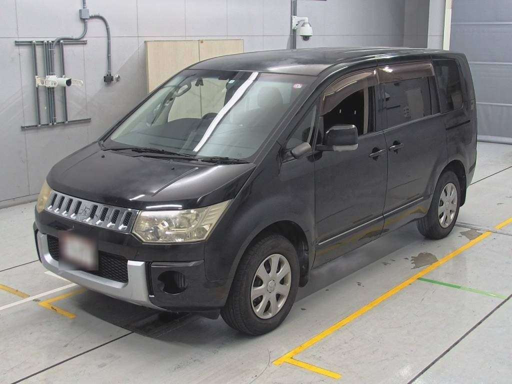 2012 Mitsubishi Delica D5 CV2W[0]