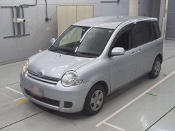 2009 Toyota Sienta