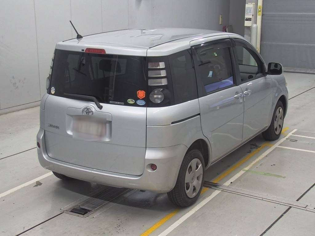 2009 Toyota Sienta NCP81G[1]