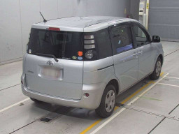 2009 Toyota Sienta