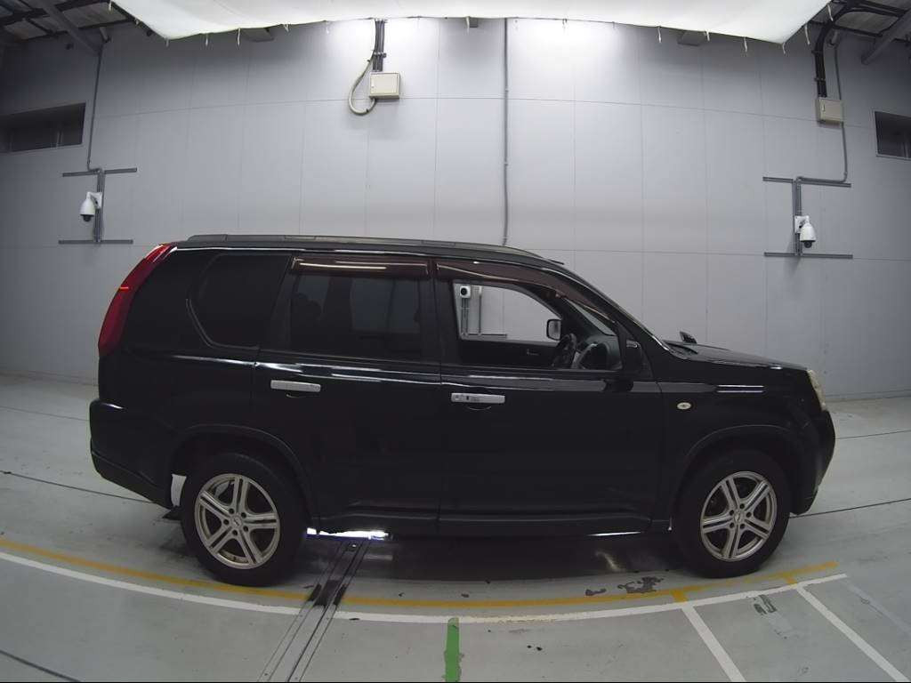 2011 Nissan X-Trail NT31[2]