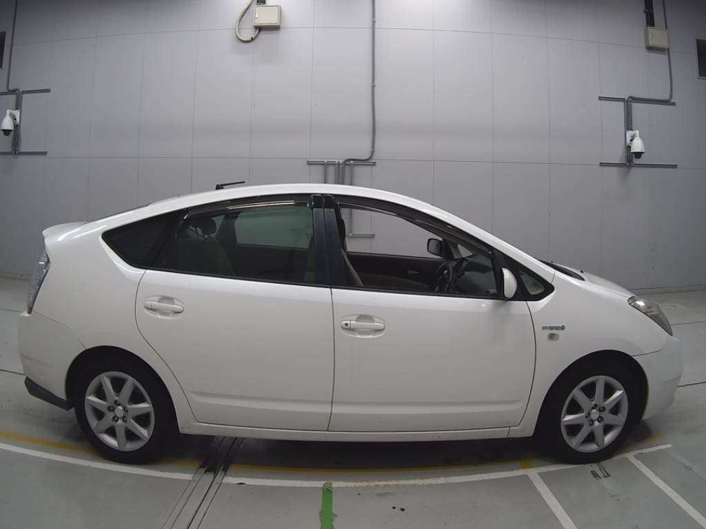 2006 Toyota Prius NHW20[2]