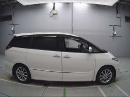 2010 Toyota Estima