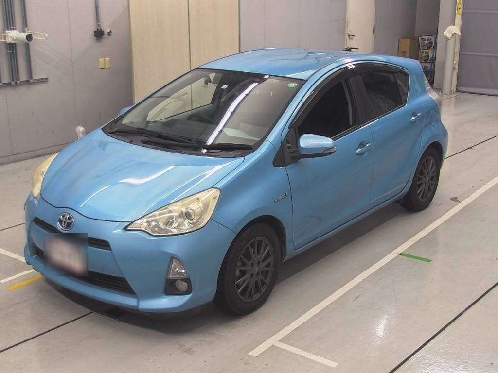 2012 Toyota Aqua NHP10[0]