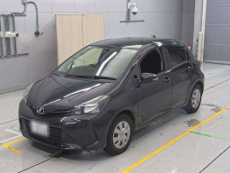 2015 Toyota Vitz