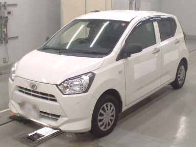 2019 Daihatsu Mira es