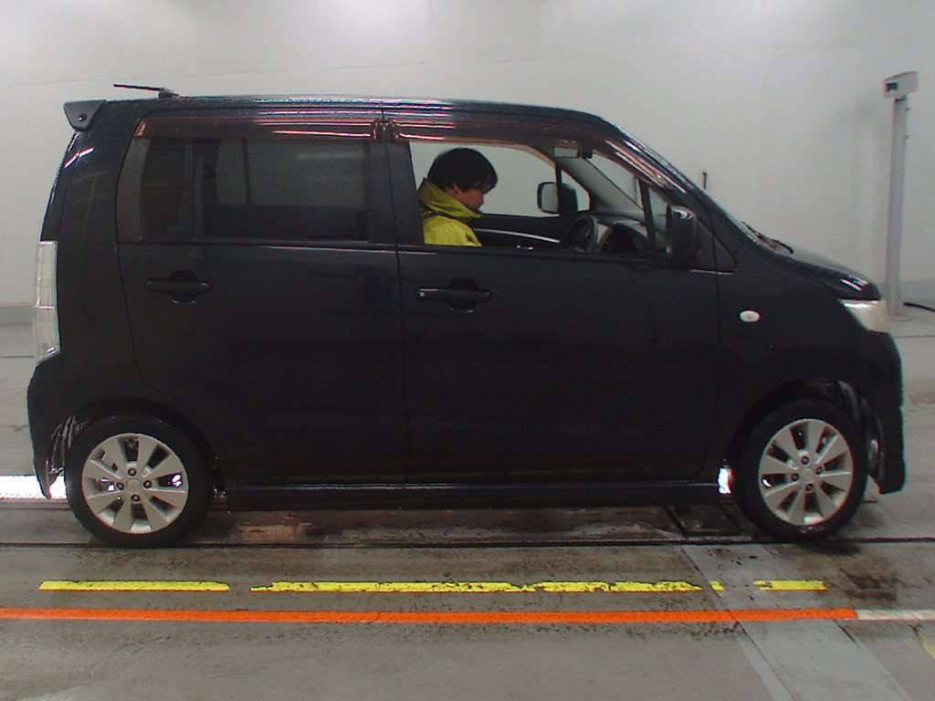 2010 Suzuki WAGON R STINGRAY MH23S[2]