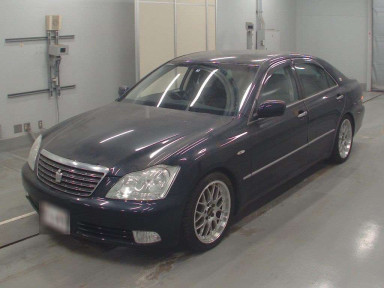 2004 Toyota Crown