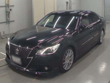 2013 Toyota Crown