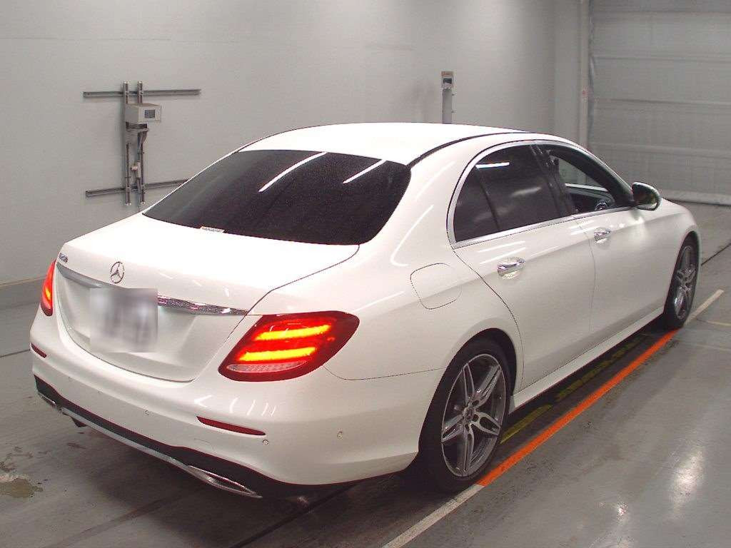 2018 Mercedes Benz E-Class 213045C[1]