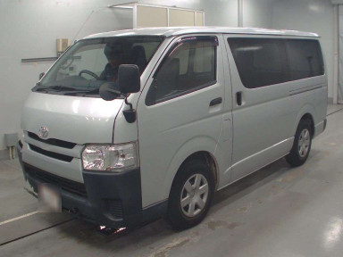 2015 Toyota Regiusace Van