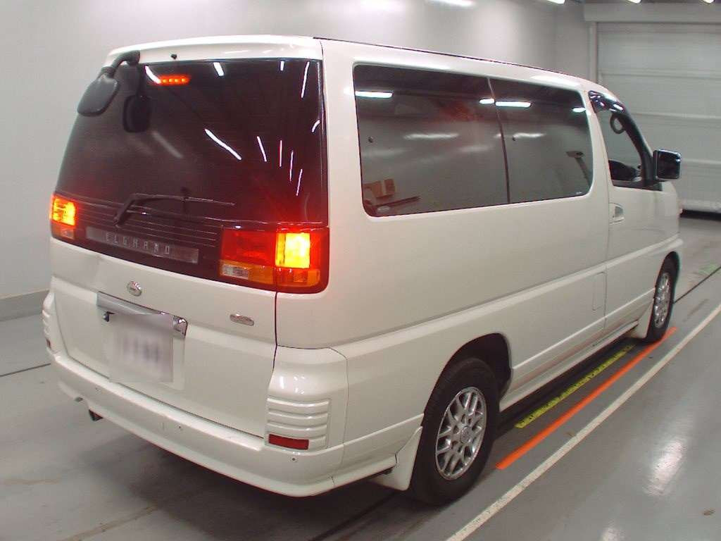 2001 Nissan Elgrand APE50[1]