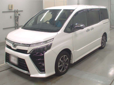 2020 Toyota Voxy