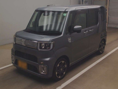 2018 Daihatsu Wake