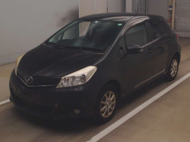 2012 Toyota Vitz