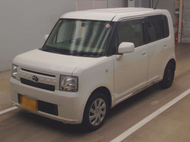 2012 Toyota Pixis Space