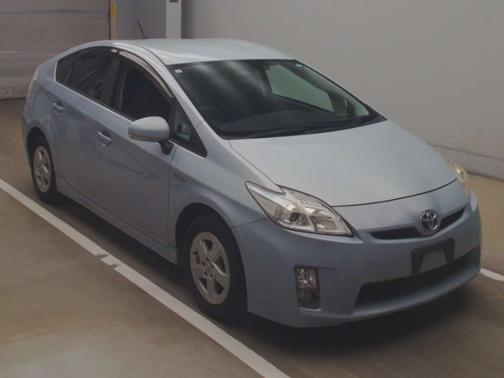 2009 Toyota Prius ZVW30[2]