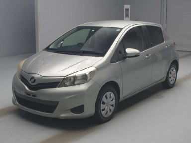 2011 Toyota Vitz