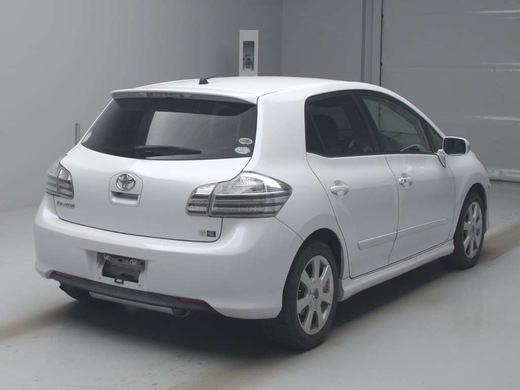 2007 Toyota Blade AZE156H[1]