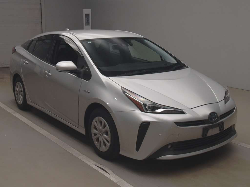 2019 Toyota Prius ZVW51[2]