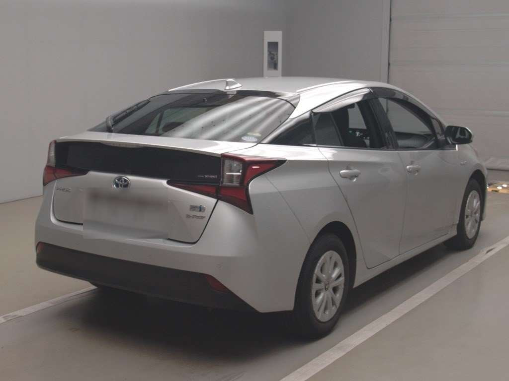 2019 Toyota Prius ZVW55[1]