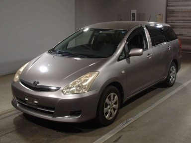 2005 Toyota Wish