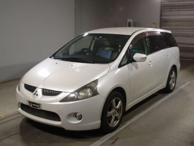 2004 Mitsubishi Grandis