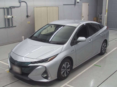 2017 Toyota Prius PHV