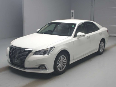 2016 Toyota Crown