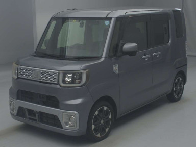 2015 Daihatsu Wake