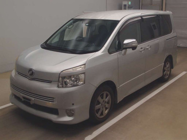 2009 Toyota Voxy