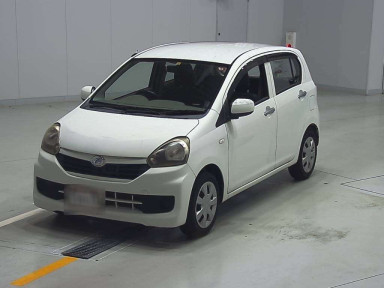 2013 Daihatsu Mira es