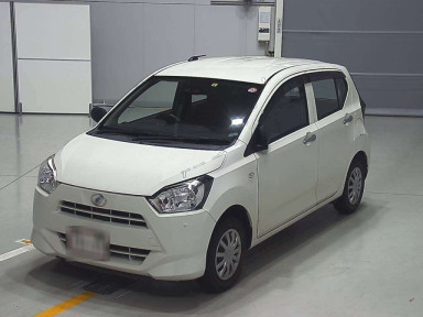 2017 Daihatsu Mira es