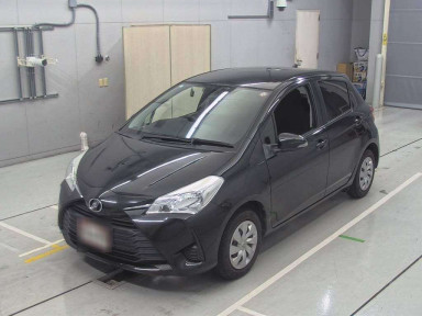 2017 Toyota Vitz