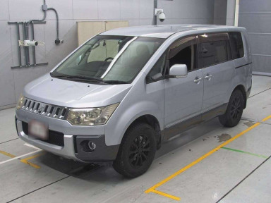 2007 Mitsubishi Delica D5