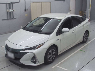 2017 Toyota Prius PHV