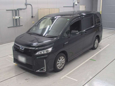 2019 Toyota Voxy