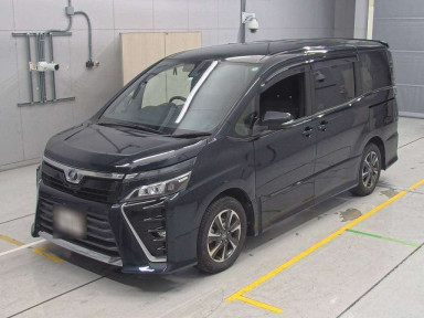 2018 Toyota Voxy