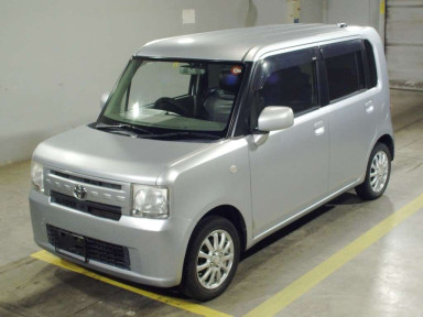 2012 Toyota Pixis Space