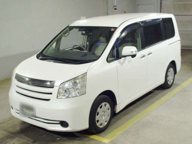 2009 Toyota Noah